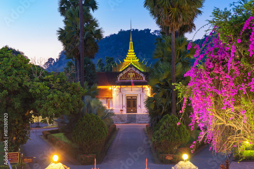 Valokuva Royal Palace Haw kham of the National museum complex of Luang Prabang, Laos