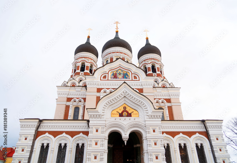 Obraz premium Alexander Nevsky Cathedral in old Tallinn.