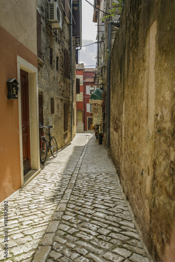 Fototapeta premium a old street in the town ot Rovinj