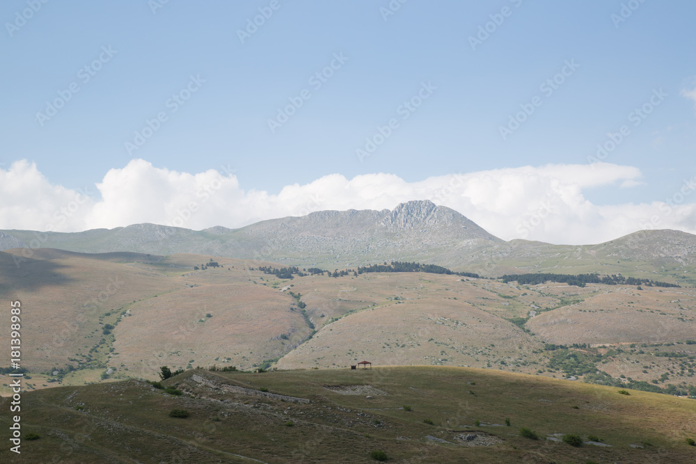 Panorama in the foreground Colle della Battaglia, in the background Monte Camicia