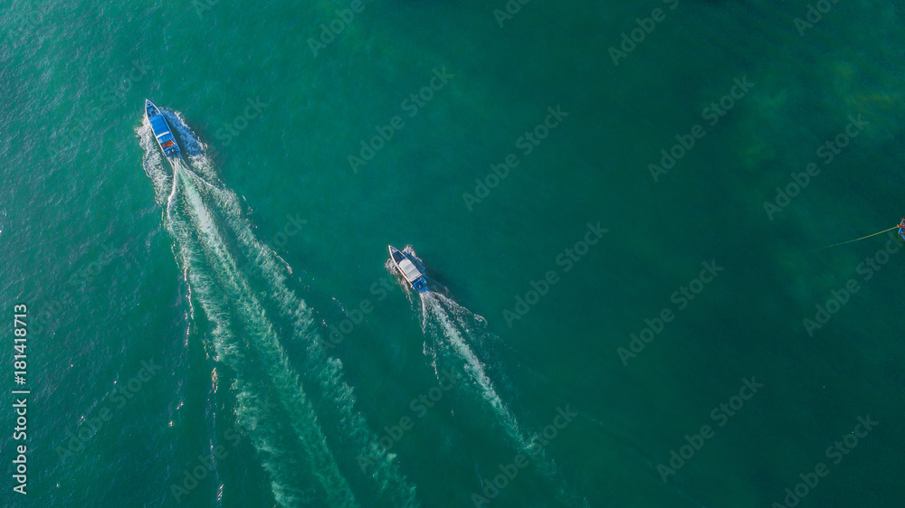 Fototapeta premium Aerial view of speed boat in the sea