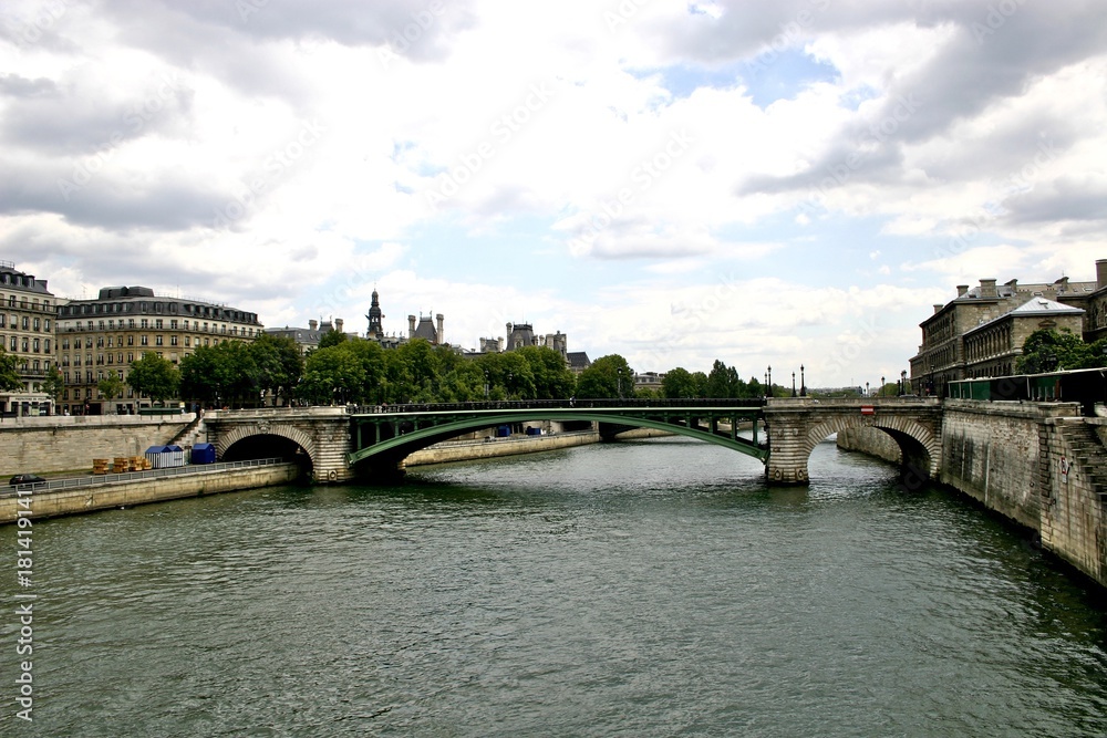 Pont Notre-Dame - Paris