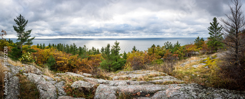 Obraz na plátně Panoramic forest view over Lake Superior