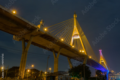 Bhumibol Rama 1 Bridge : 夜景・橋・ラマ一世・バンコク