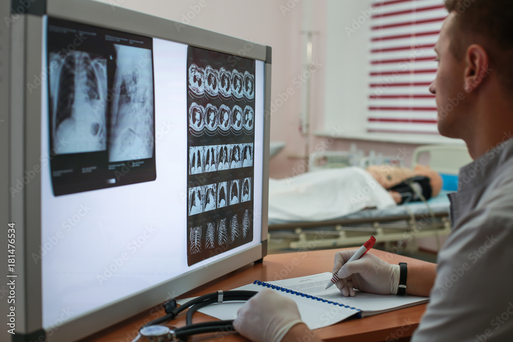 Carrying out a description of the radiographs of a patient with COPD