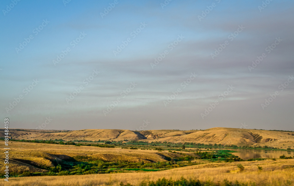 Obraz premium landscape field mountain expanse