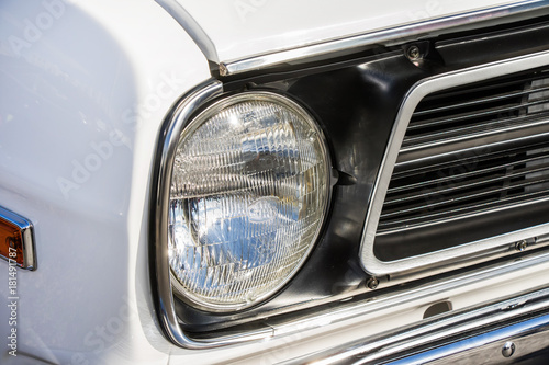 古い自動車のヘッドライト　Headlight of the old car © norikko