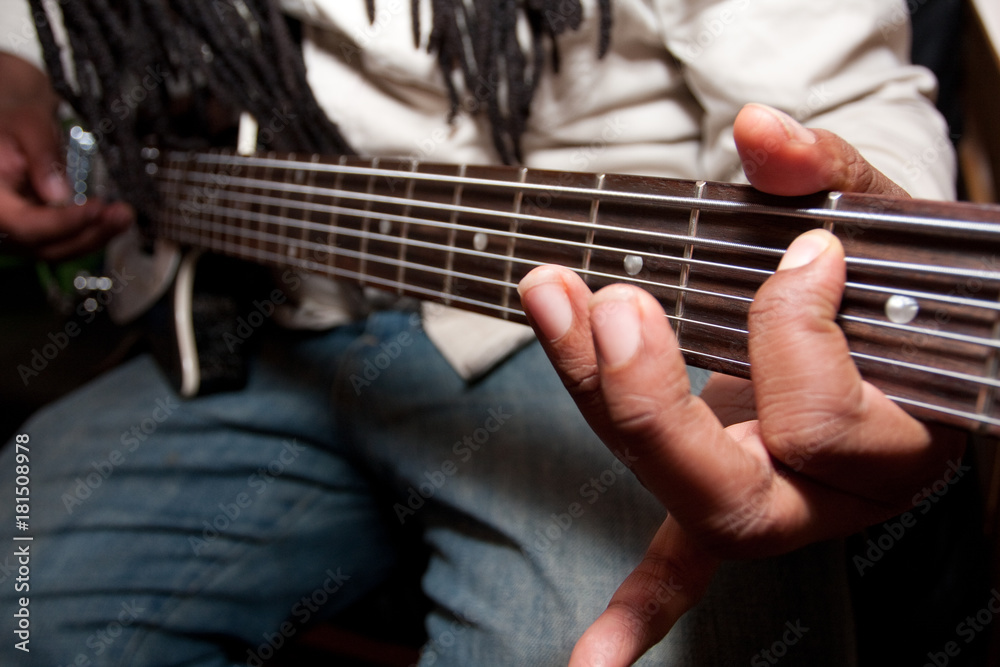 Fototapeta premium guitar playing fret