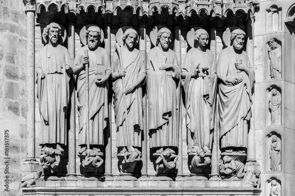 Fototapeta premium Notre Dame de Paris Cathedral: Architectural details. Paris, France