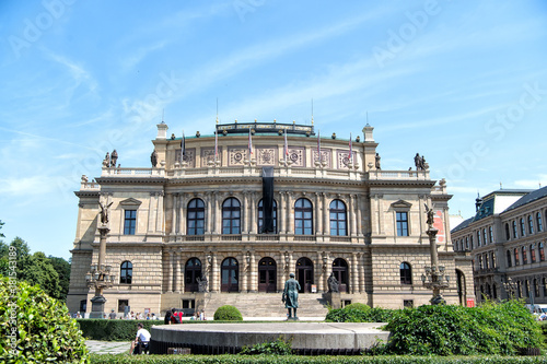 House of art, gallery and concert hall in Prague © be free