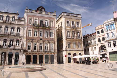Portugal, Coimbra, place de Maio © odjectif