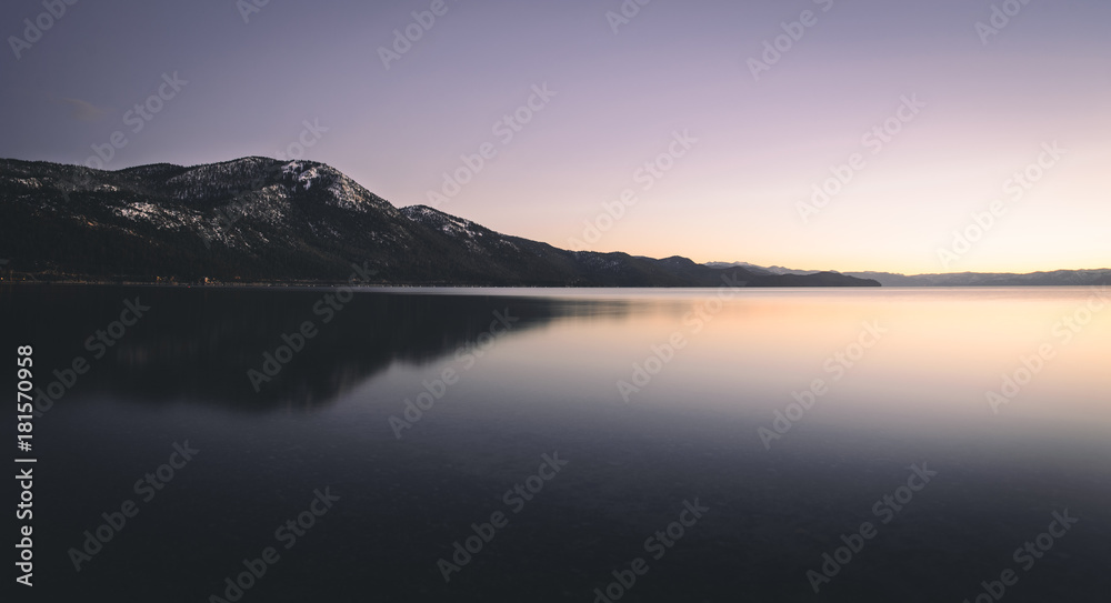 Fototapeta premium mirror river