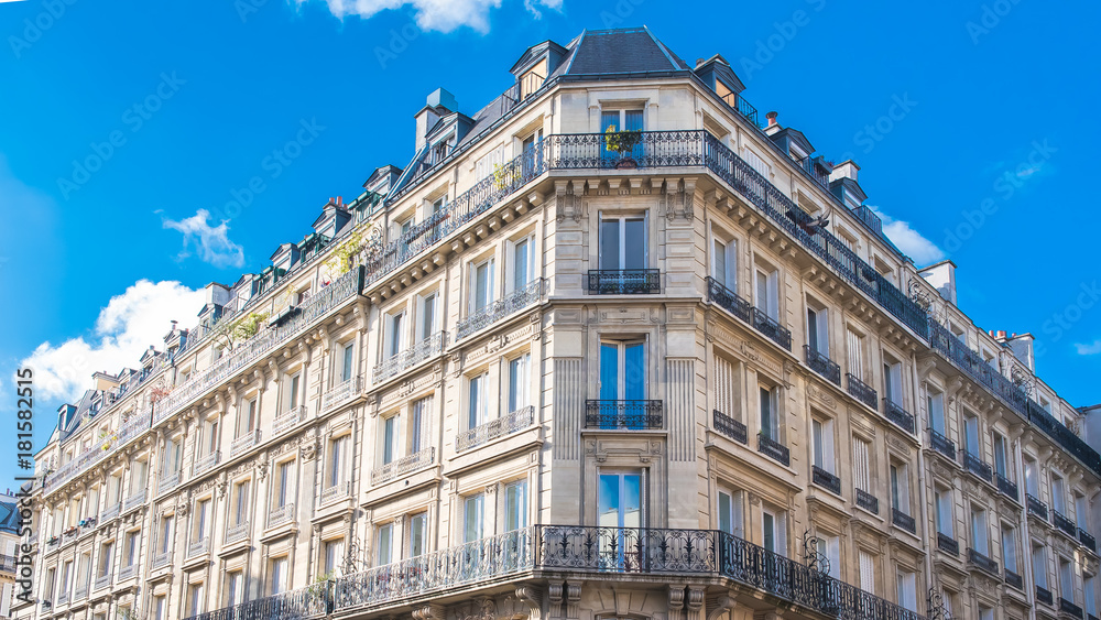 Paris, typical facade in the Marais, beautiful building
Paris, typical facade in the Marais, beautiful building