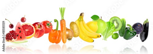 Fototapeta Naklejka Na Ścianę i Meble -  Fresh fruits and vegetables