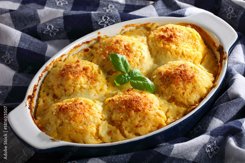 vegetarian dumplings stuffed with mushrooms ragout vegetarian dumplings stuffed with mushrooms ragout