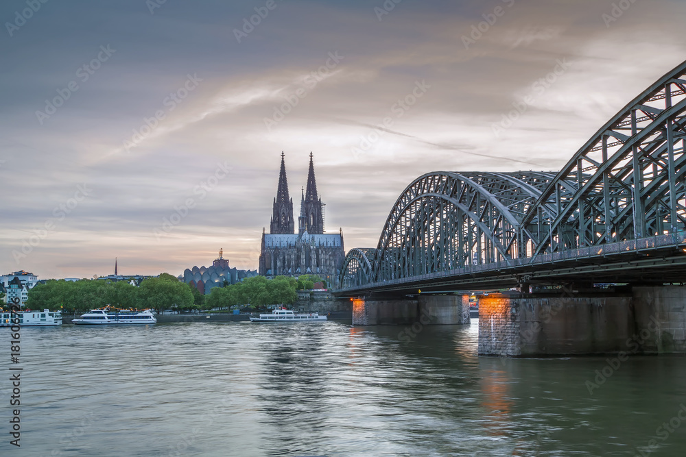 Fototapeta premium view of Cologne Cathedral, Germany