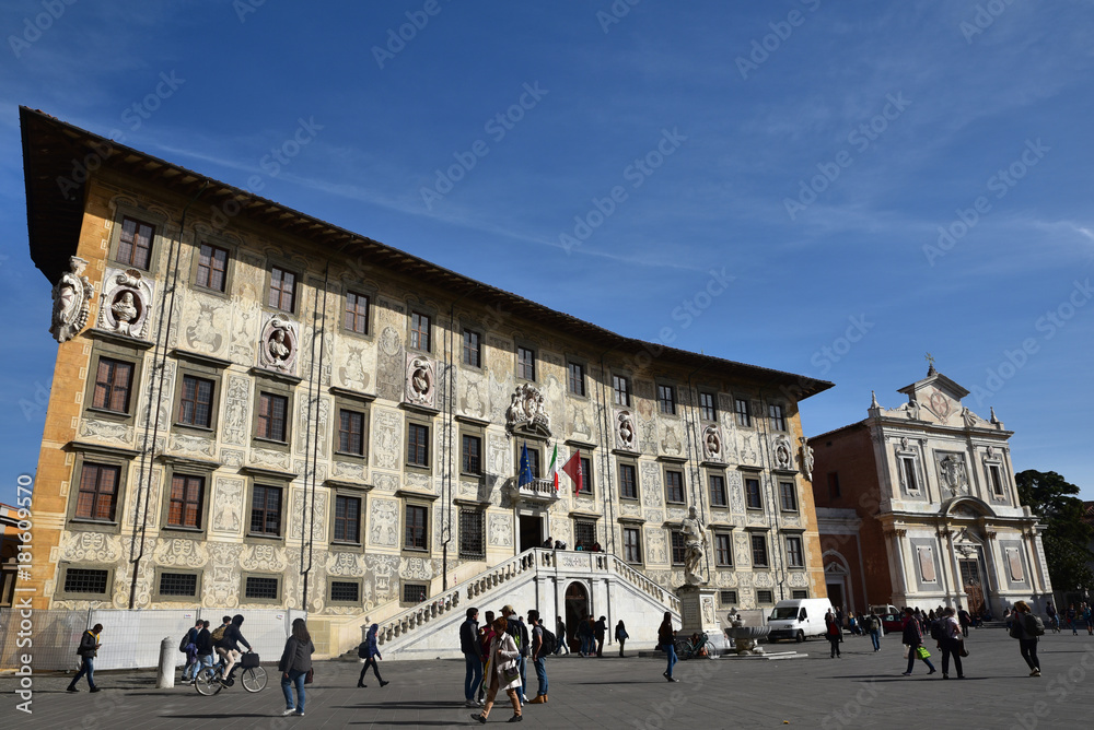 Palais de Carovano piazza dei Cavalieri à Pise en Toscane, Italie