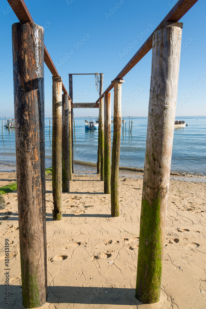 CAP FERRET (Bassin d'Arcachon, France), port de Piraillan