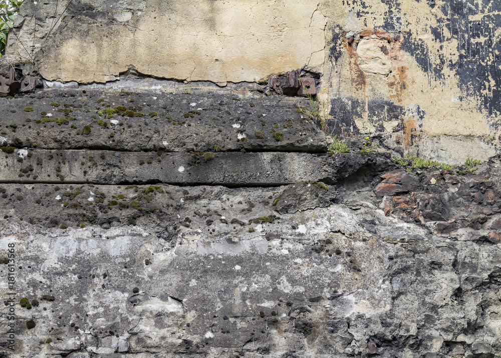 Naklejka premium rundown facade detail