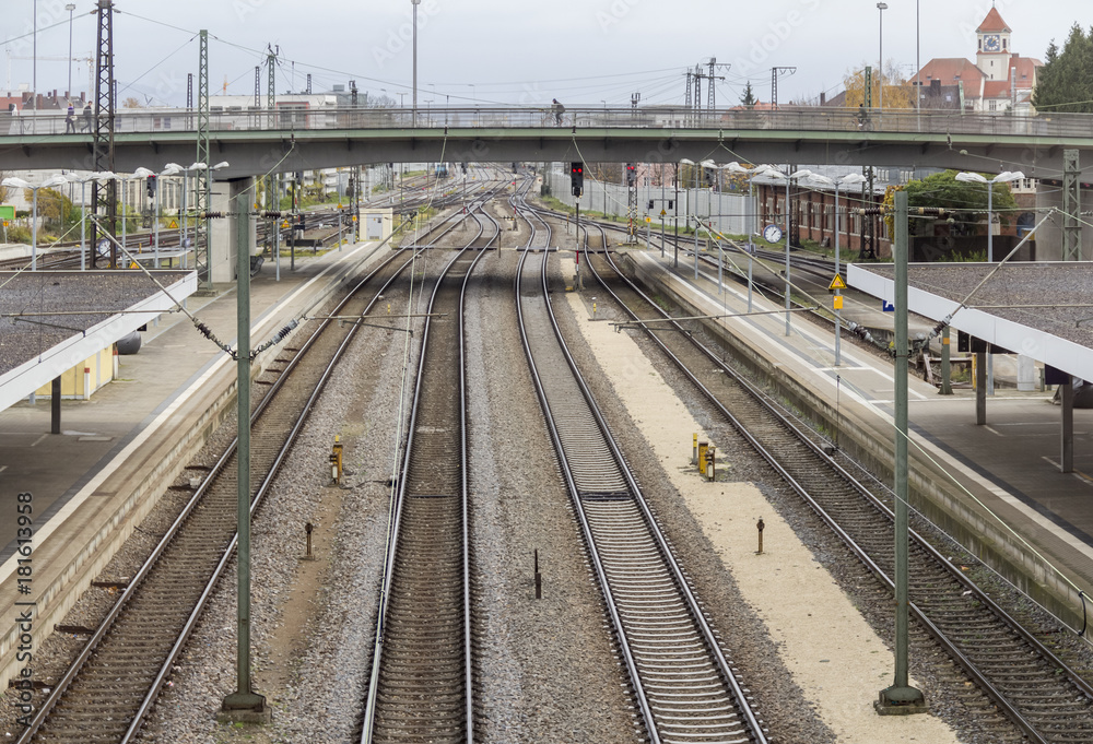 Naklejka premium high angle railroad station scenery