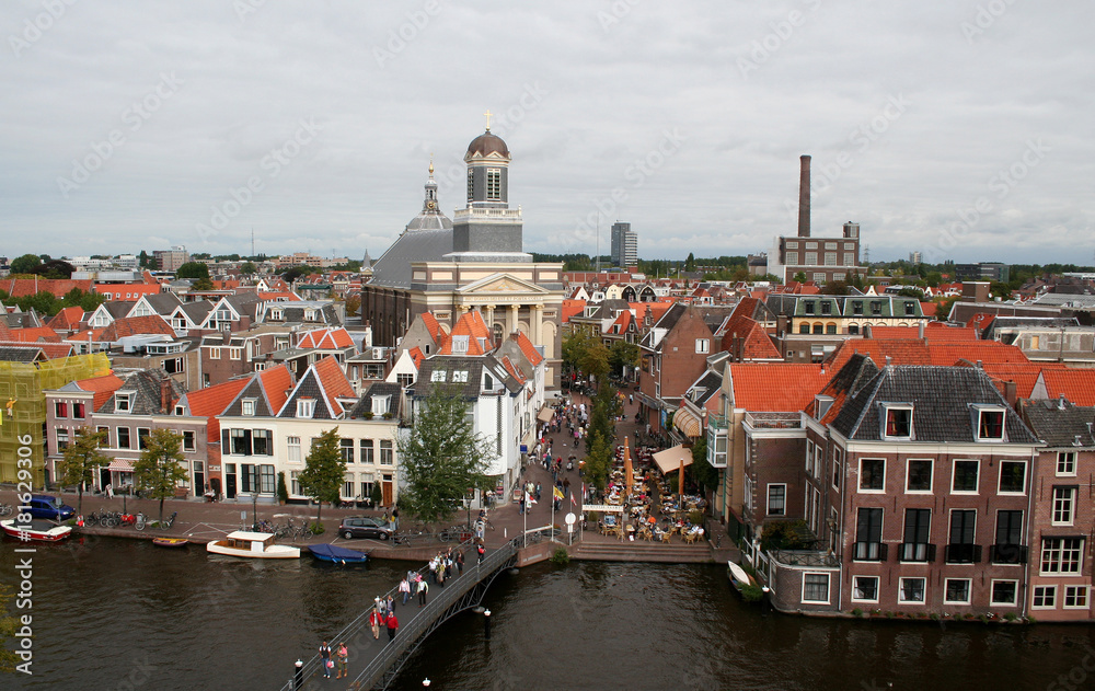 Obraz premium The Dutch city of Leiden