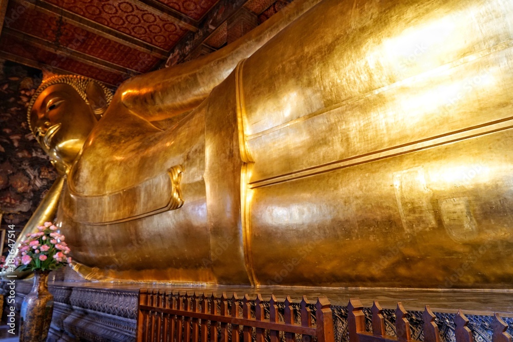 Fototapeta premium The Buddha image is one of the longest Buddhist practices.