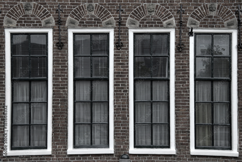 Fototapeta premium Fenêtres à Groningen, Pays-Bas
