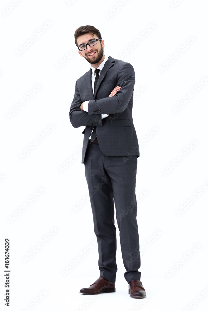 Obraz premium Casual young businessman standing arms crossed, smiling