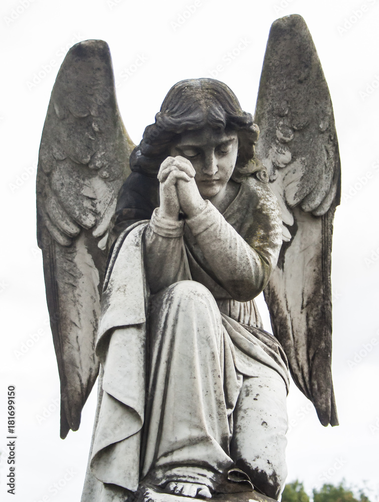 Obraz premium Praying Angel Statue