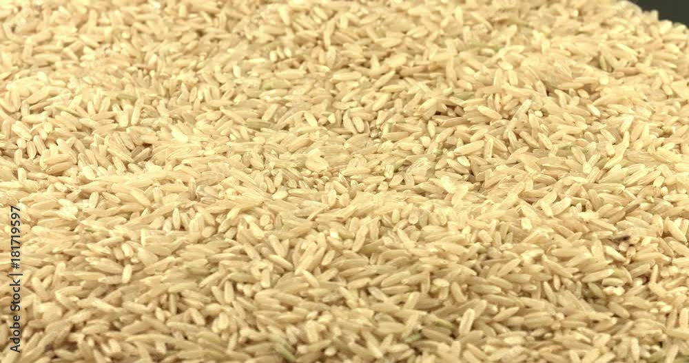 Dry raw unpolished rice Dry raw unpolished rice