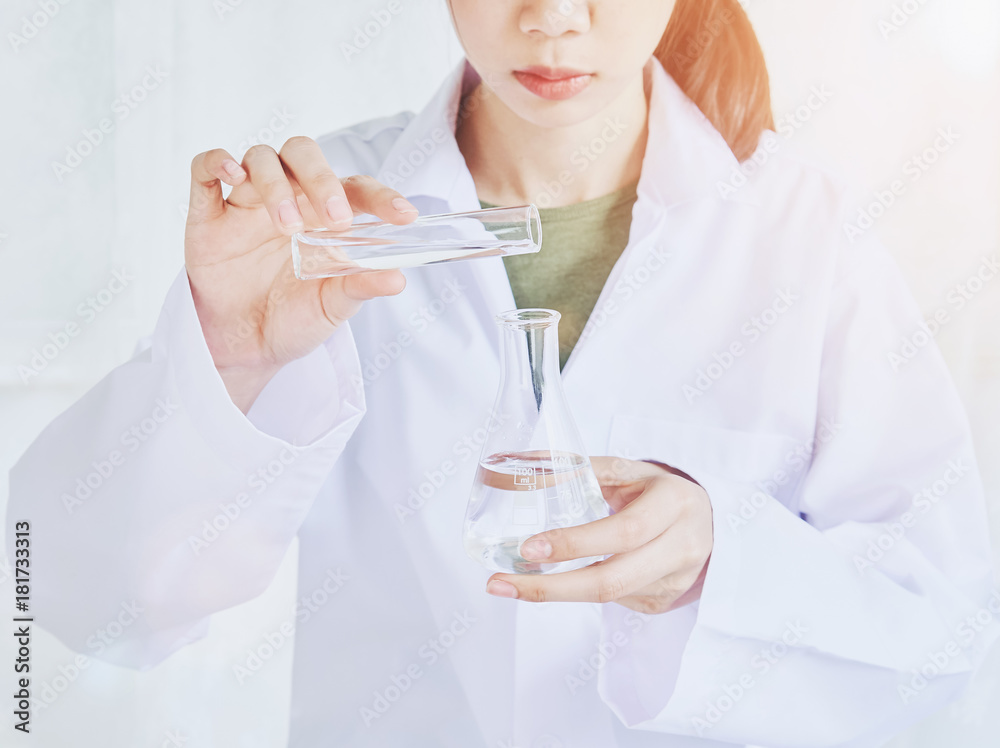 Scientists who study the mixing of substances extracted from nature. Used to treat and nourish the body. The concept of using organic substances from nature. Scientists who study the mixing of substances extracted from nature. Used to treat and nourish the body. The concept of using organic substances from nature.