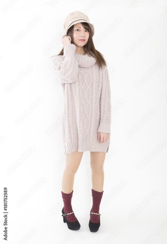 ファッションポートレート 秋 冬服 ニットワンピ Stock Photo Adobe Stock