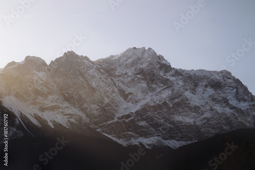 Erstes Licht an der Zugspitze III