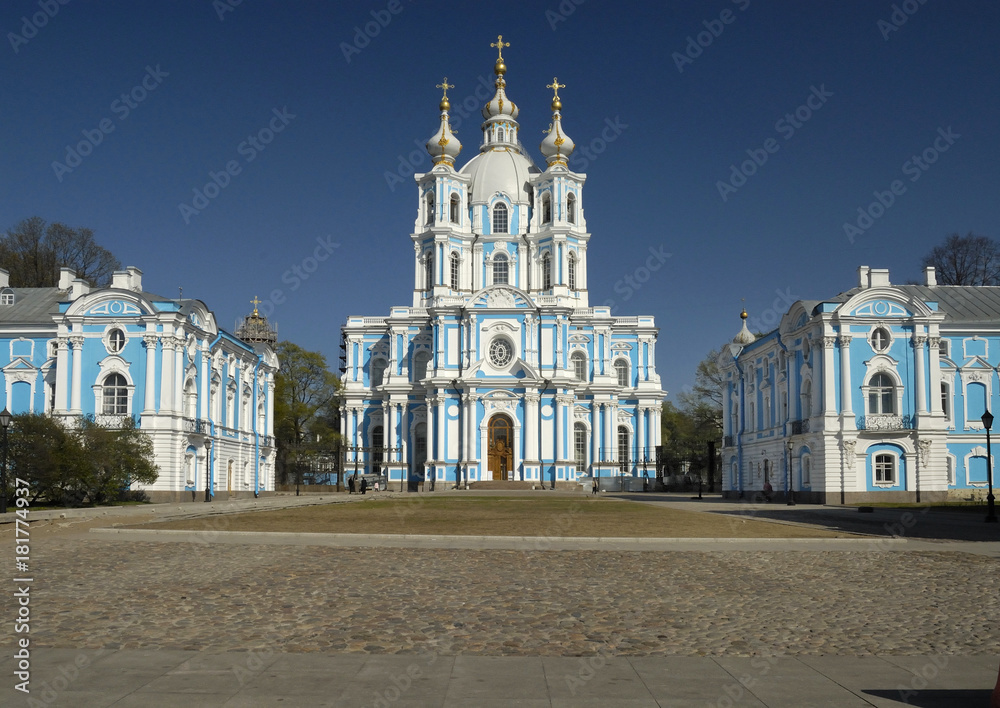  Smolny Cathedral, Sankt-Peterburg, Russia