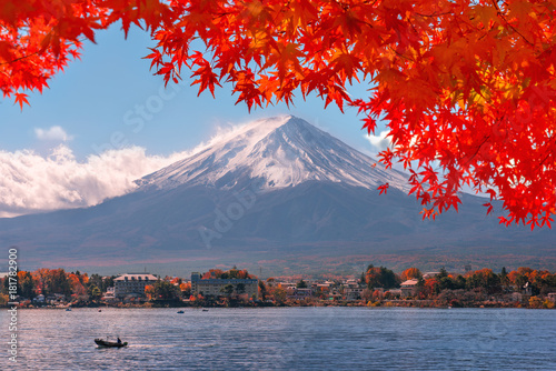 Fototapeta Autumn at Fuji mountain in Japan.