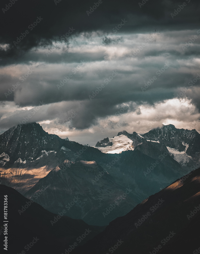 Moody Zermatt Moody Zermatt