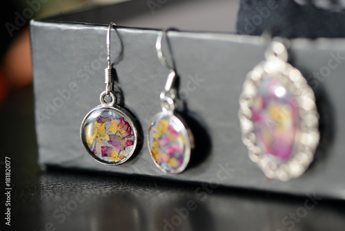 Black choker and earrings made of epoxy resin and rose petals