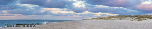 Fototapeta Naklejka Na Ścianę i Meble -  Sylt - Ellenbogen Beach