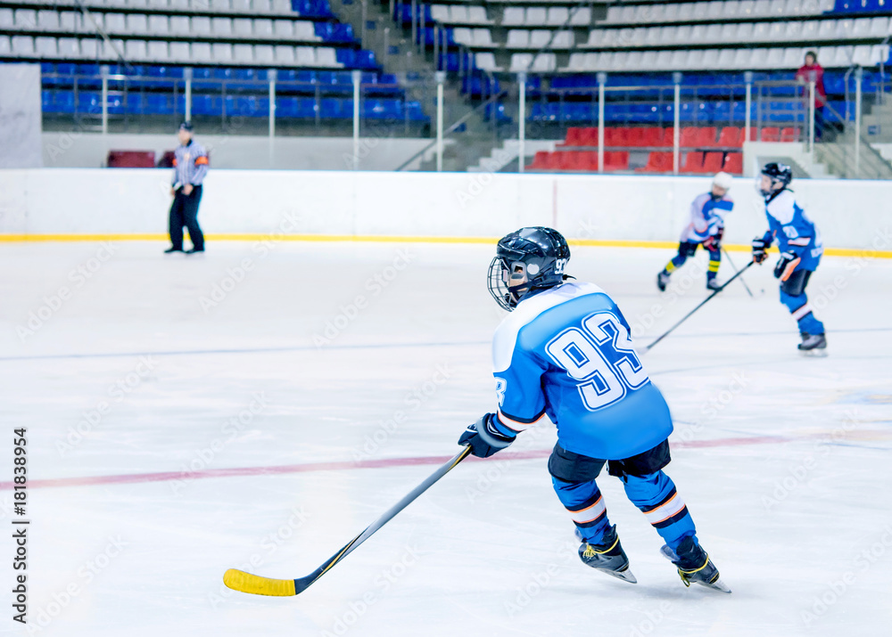 Naklejka premium active men's hockey