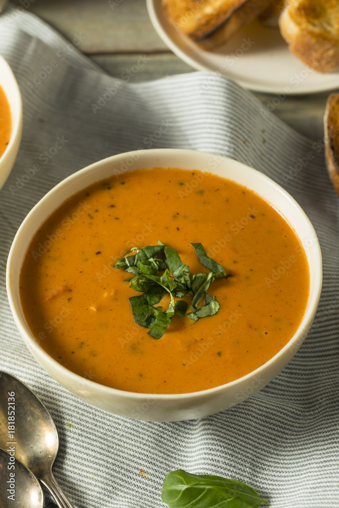 Homemade Tomato Basil Bisque Soup Homemade Tomato Basil Bisque Soup