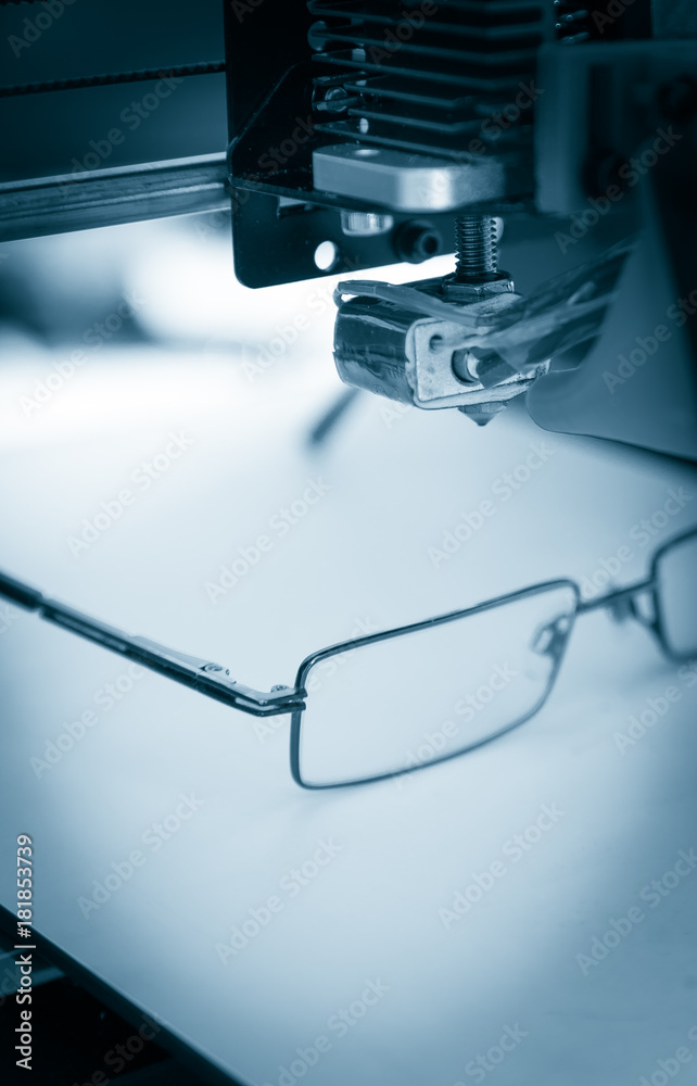 Electronic three dimensional plastic printer during work , 3D printer, 3D printing Electronic three dimensional plastic printer during work , 3D printer, 3D printing