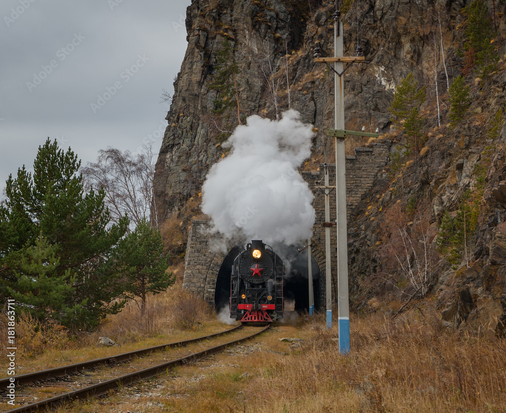 Obraz premium Old steam locomotive in the Circum-Baikal Railway
