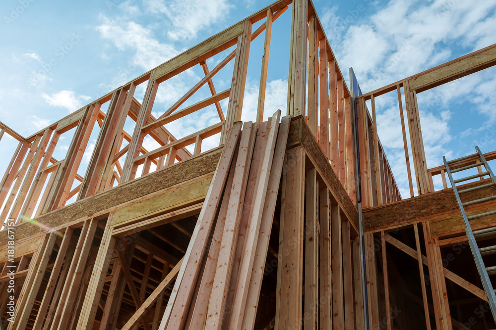 Obraz premium The house is new in wood roofing New Home Construction