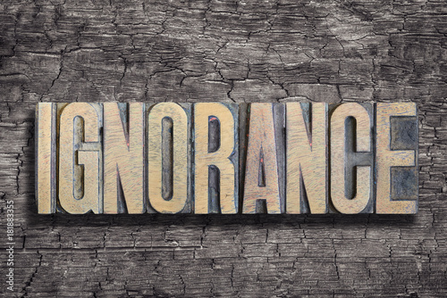Valokuva ignorance word burned wood