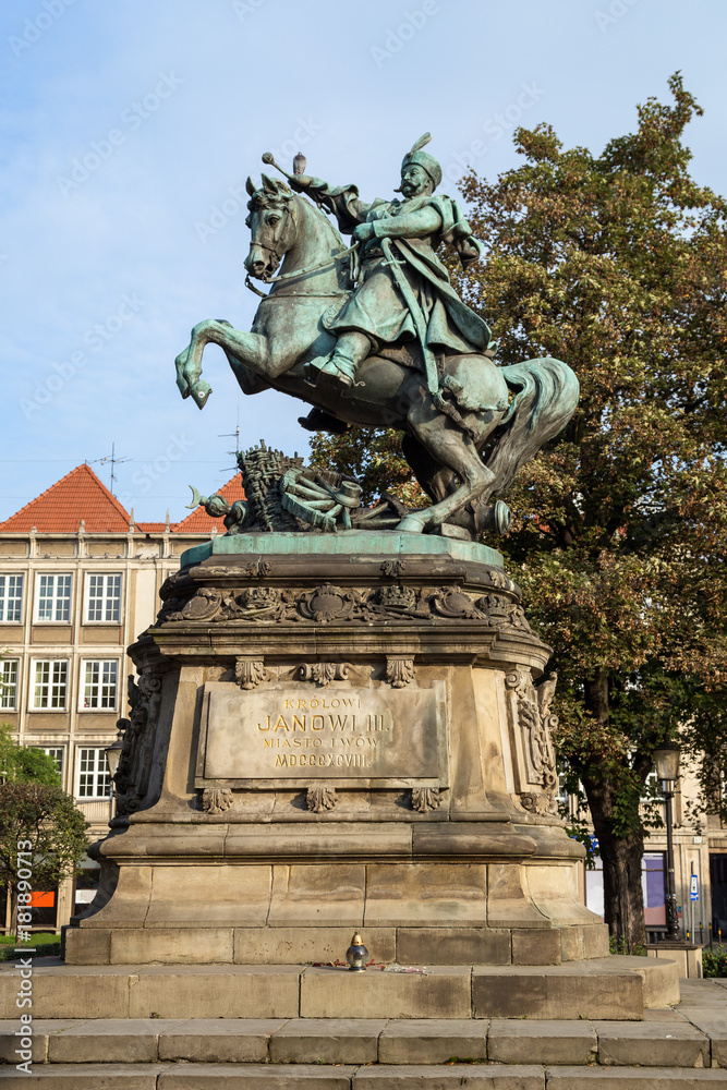 Obraz premium Statue of King John III Sobieski at the Main Town (Old Town) in Gdansk, Poland, on a sunny day in the autumn.