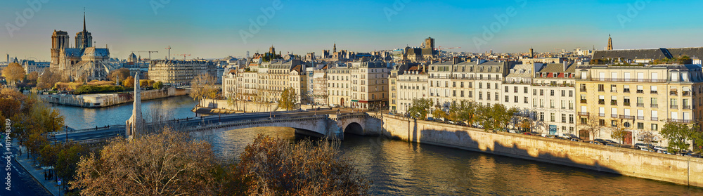 Obraz premium Aerial panoramic cityscape view of Paris, France
