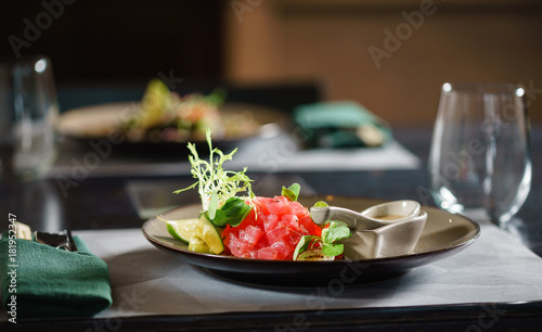 tuna tartare with salad