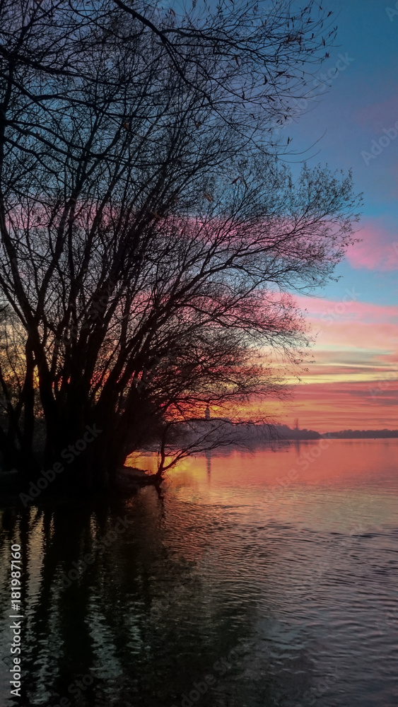 Fototapeta premium Riverside