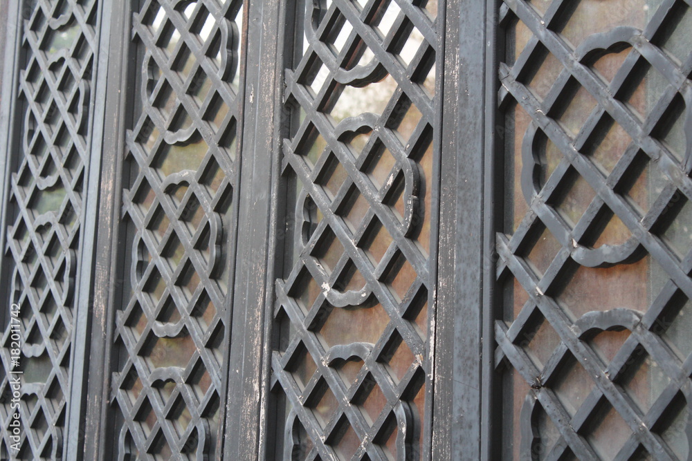 Φωτογραφία Traditional Wooden Windows in a Chinese Garden in Guangdong Foshan Canton China