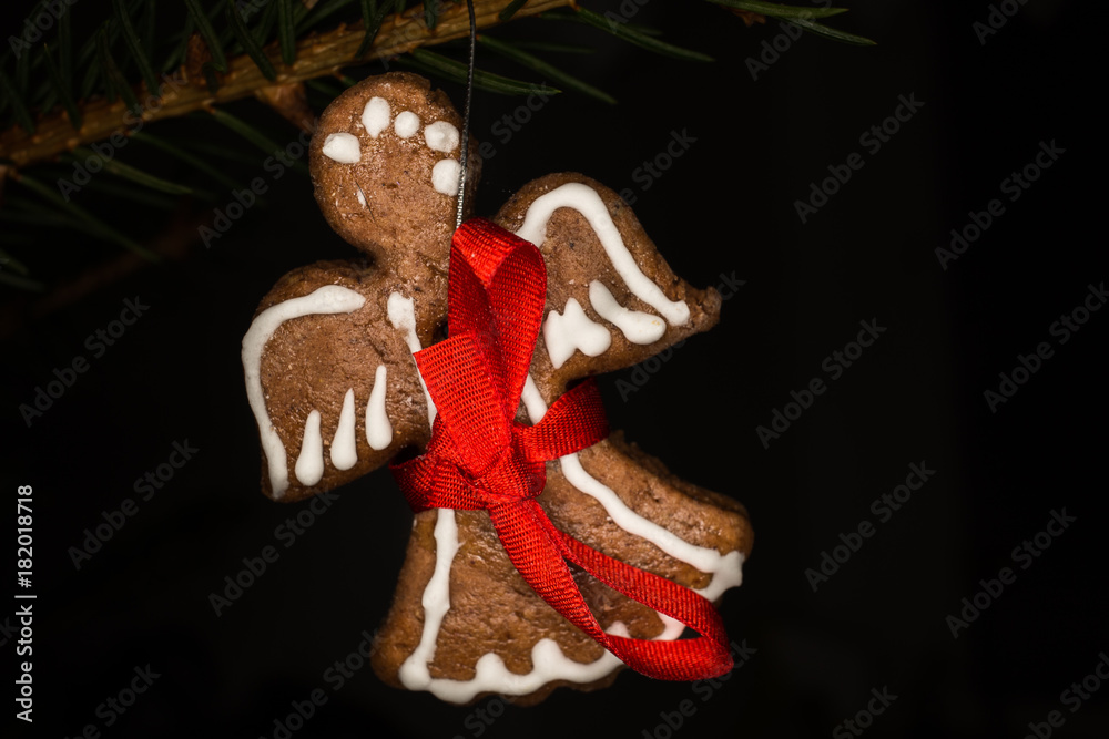 Φωτογραφία Christmas gingerbread decoration in the shape of an angel